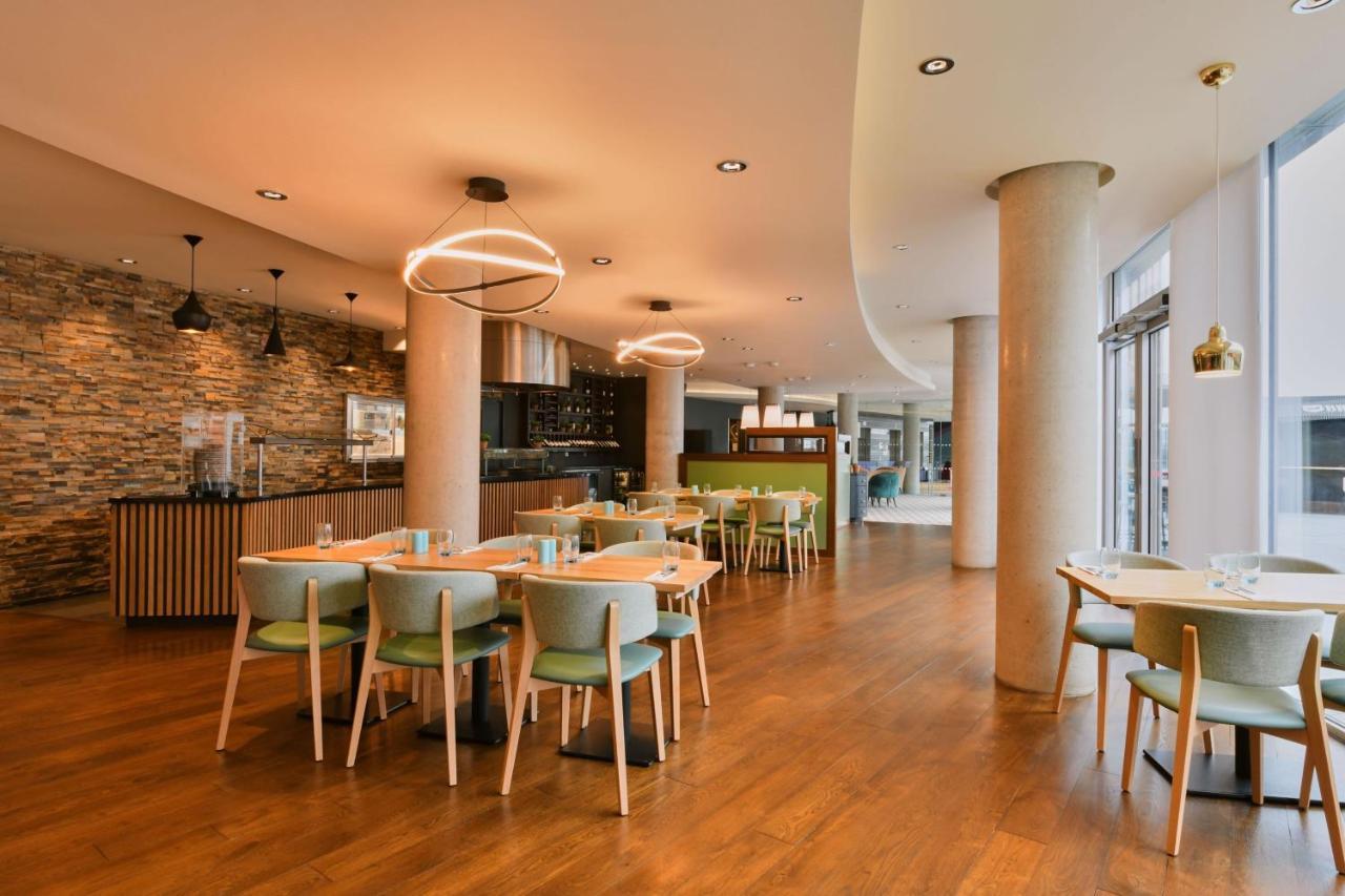 Hotel Aloft Excel