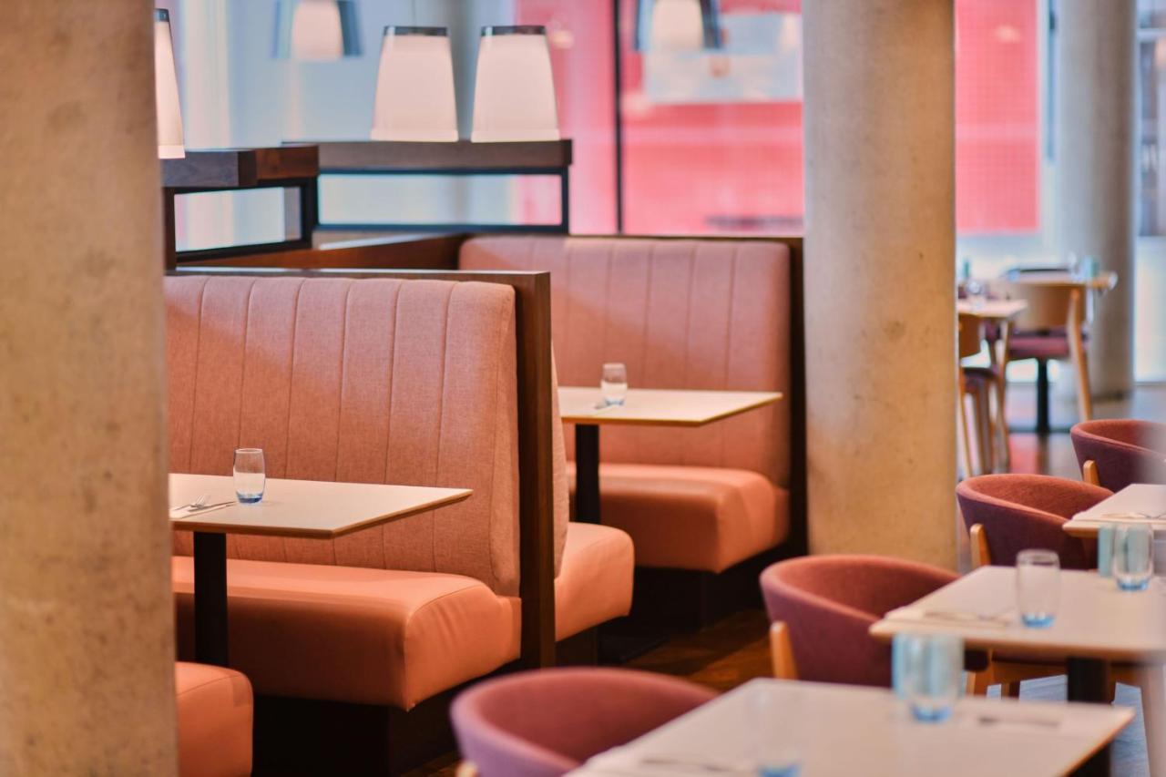 Hotel Aloft Excel 4*