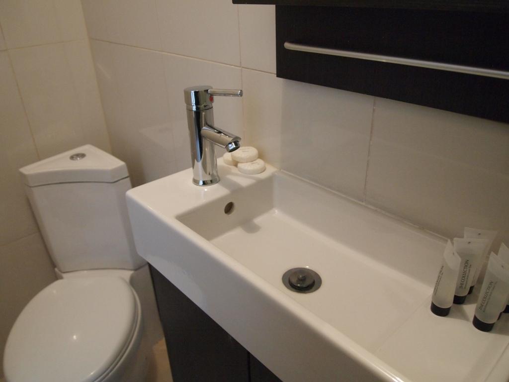 Earls Court Garden Hotel 2*
