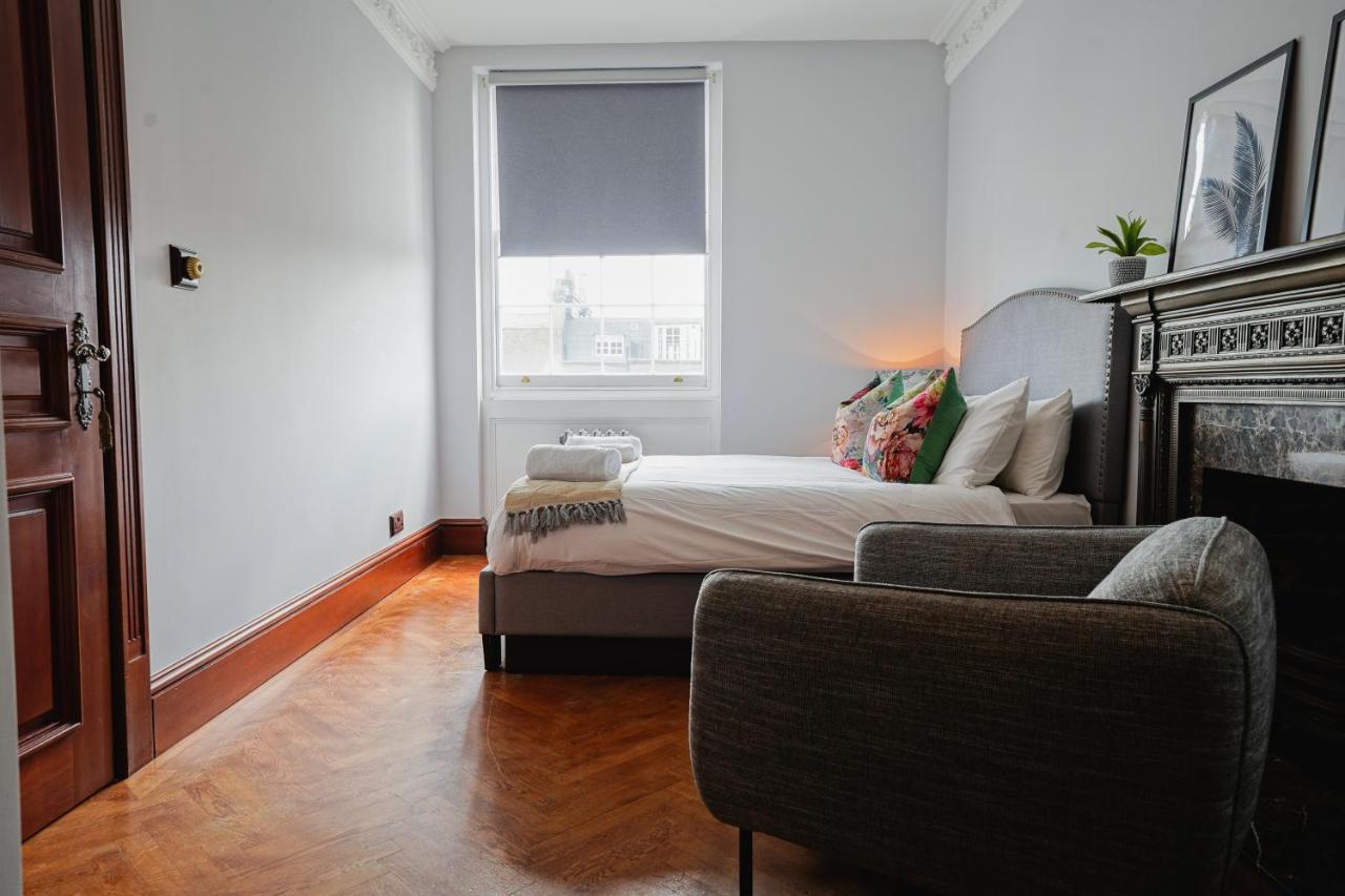 Classic Paddington 2-bedroom Londra