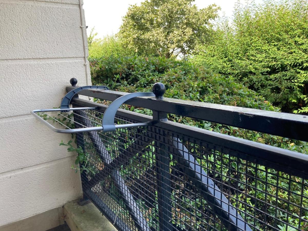 Comfortable With Private Balcony And Shared House Rum i privatbostad *