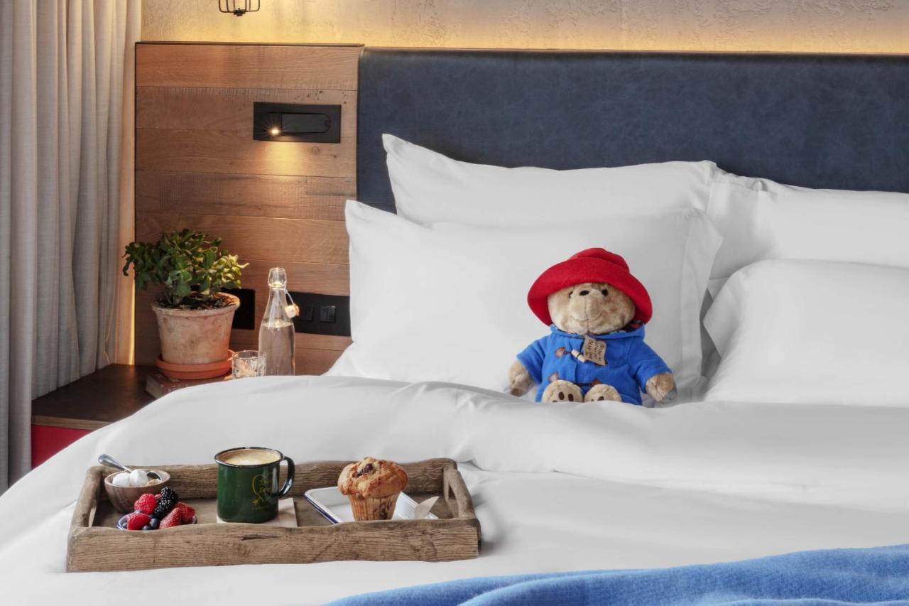 Treehouse Hotell 4*