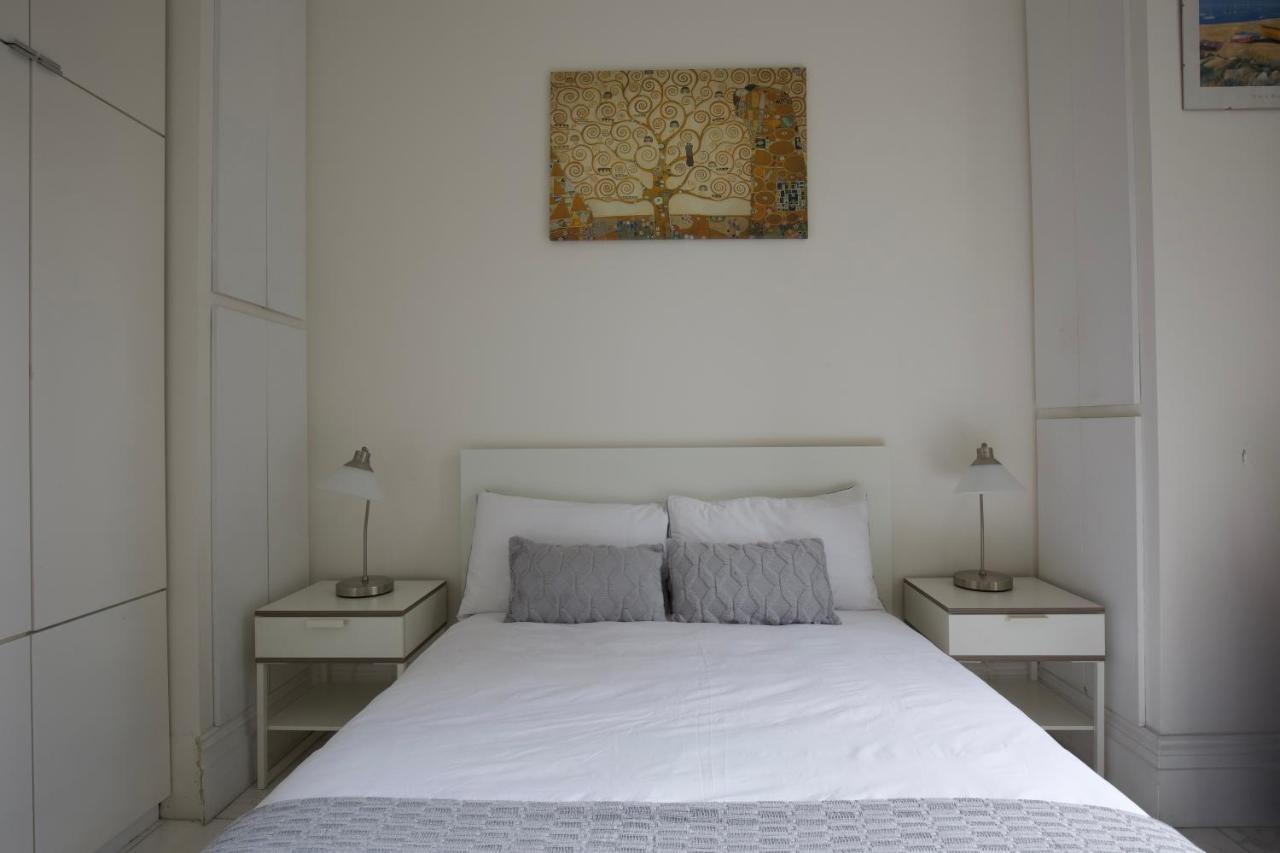 Lägenhet Large 2 Beds Flat Overlooking Clapham Common Park *
