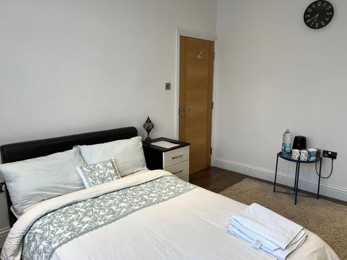Deluxe Near Tottenham Hotspur Stadium Privat overnatting London