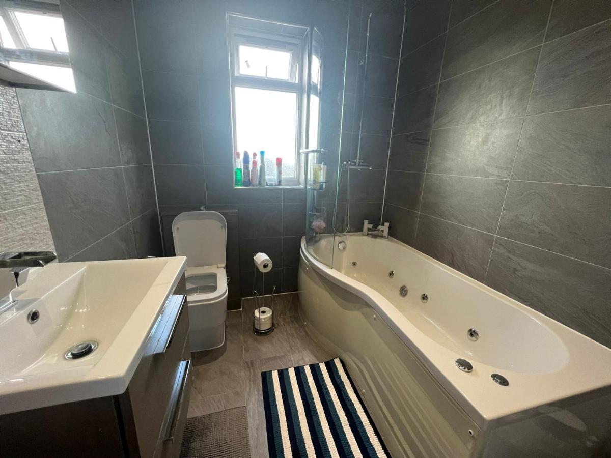 Deluxe Near Tottenham Hotspur Stadium *