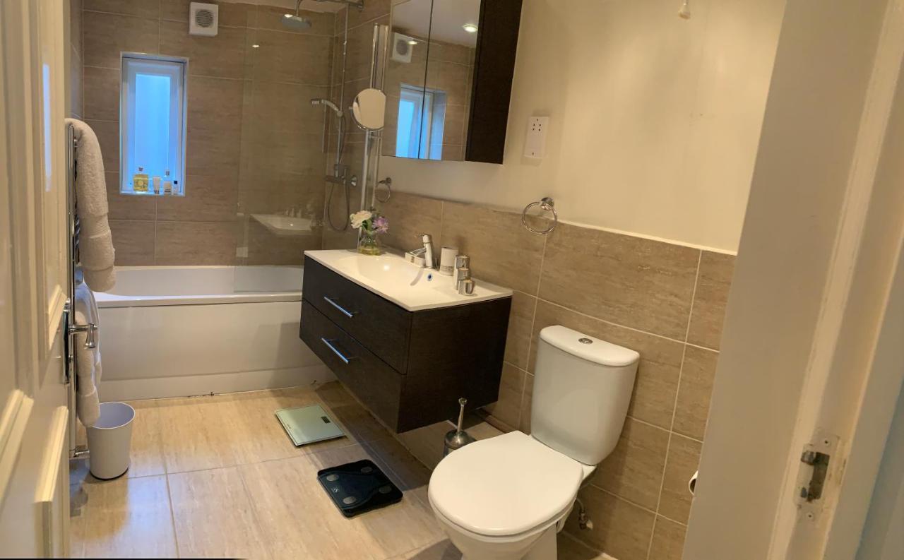 Lägenhet 1st Floor Luxury 2 Bedroom 1 Bathroom Hampstead *