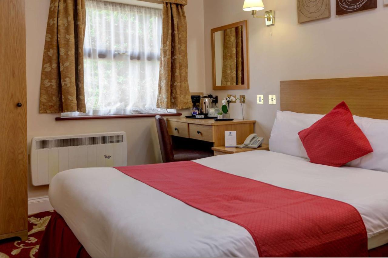 Western Ilford Hotel 3*
