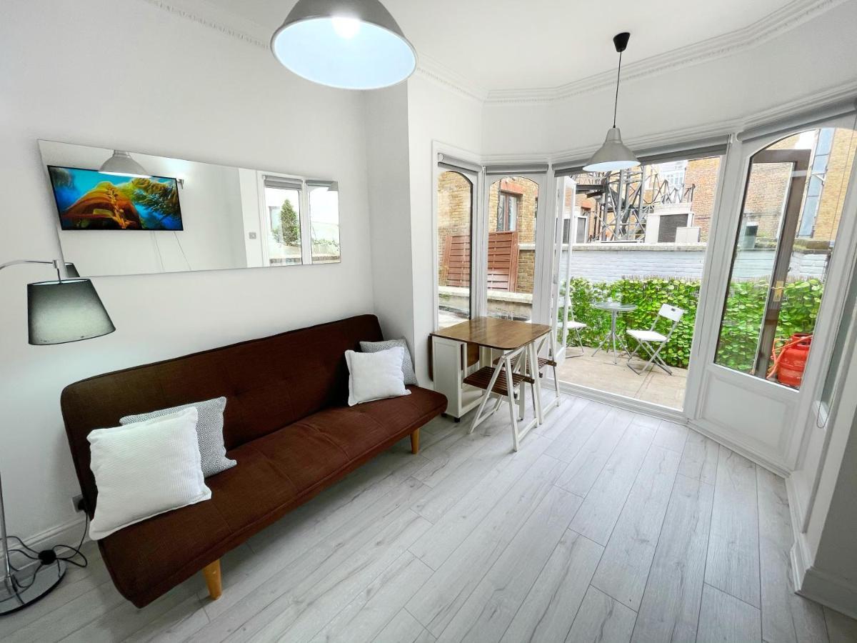 Luxurious Terrace 2 Bedrooms In Relaxing Covent Garden Apartment London