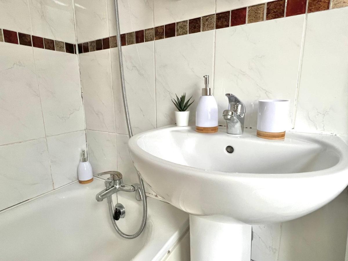 The Peachy-homey The Heart Of Trendy Brixton Appartement