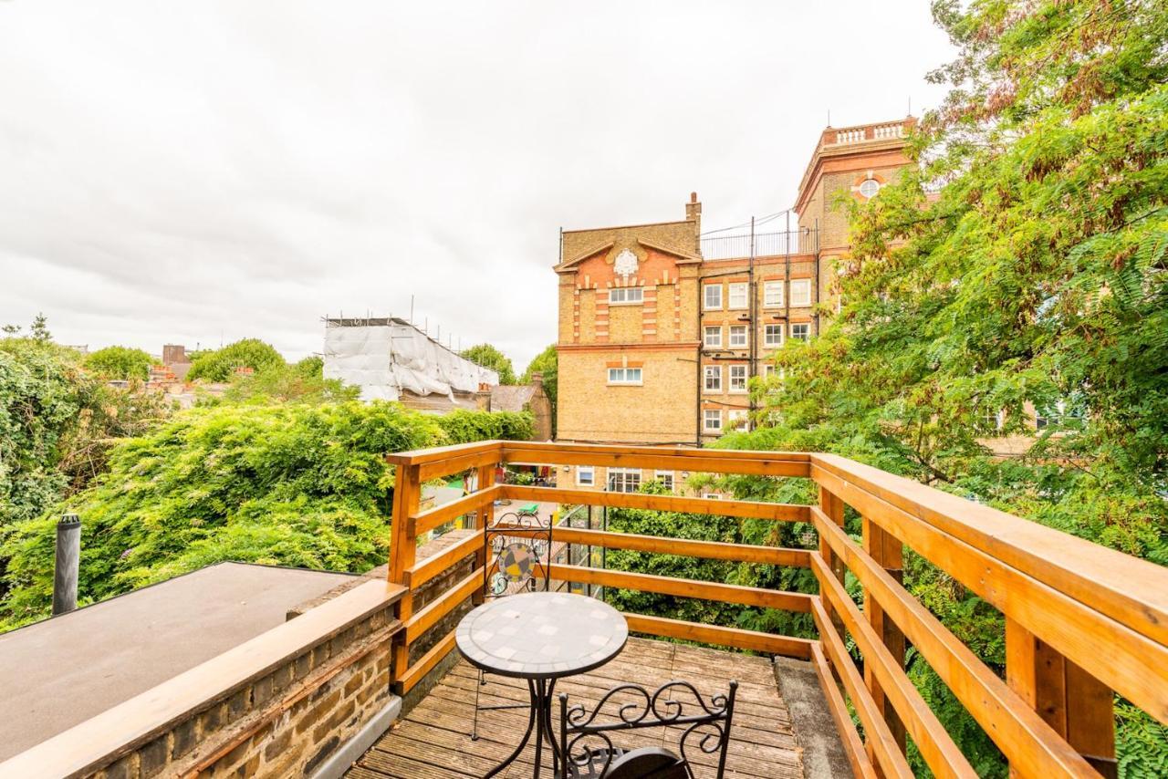 Leilighet Pass The Keys Charming Duplex Flat By Oval London