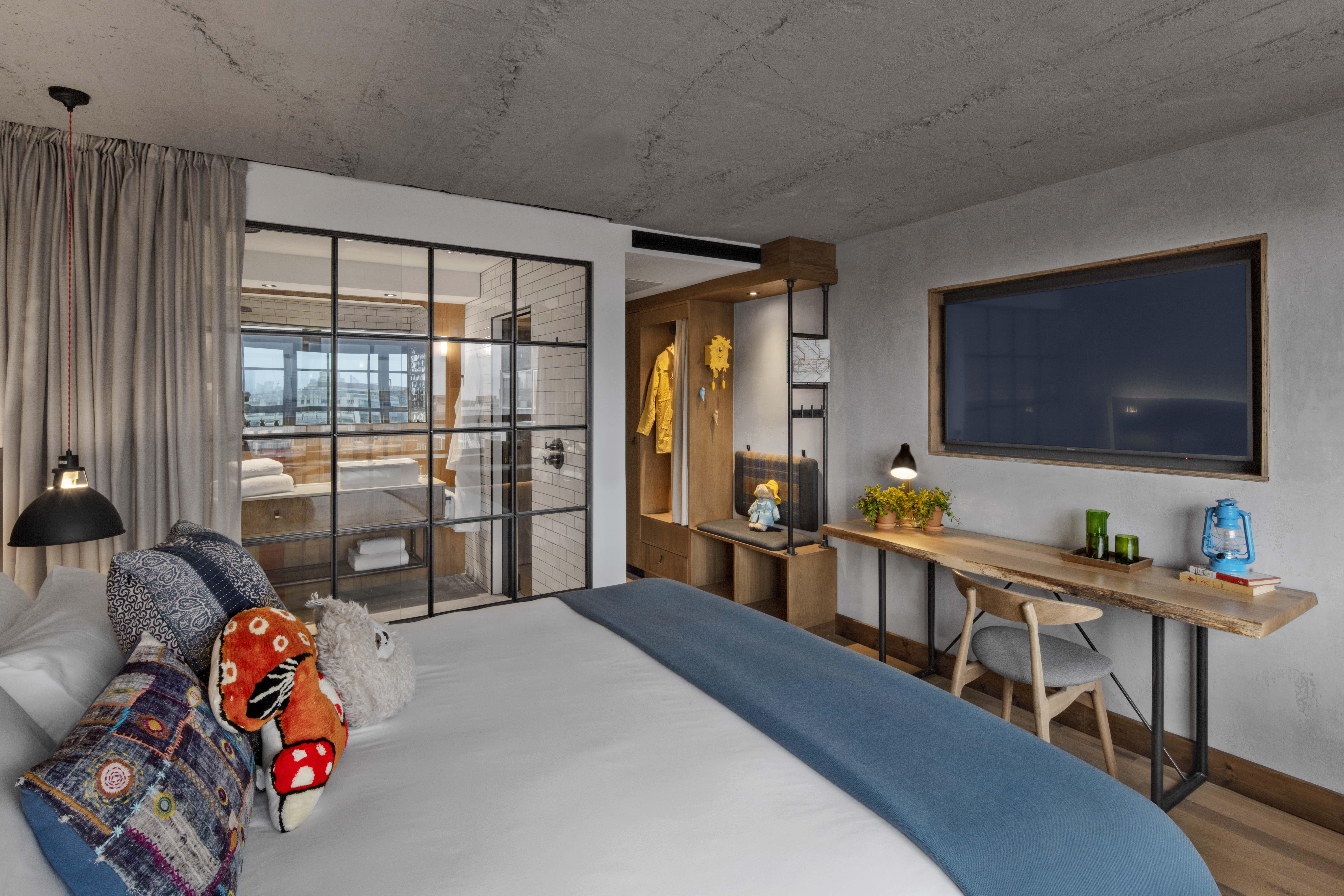 Treehouse Hotell 4*