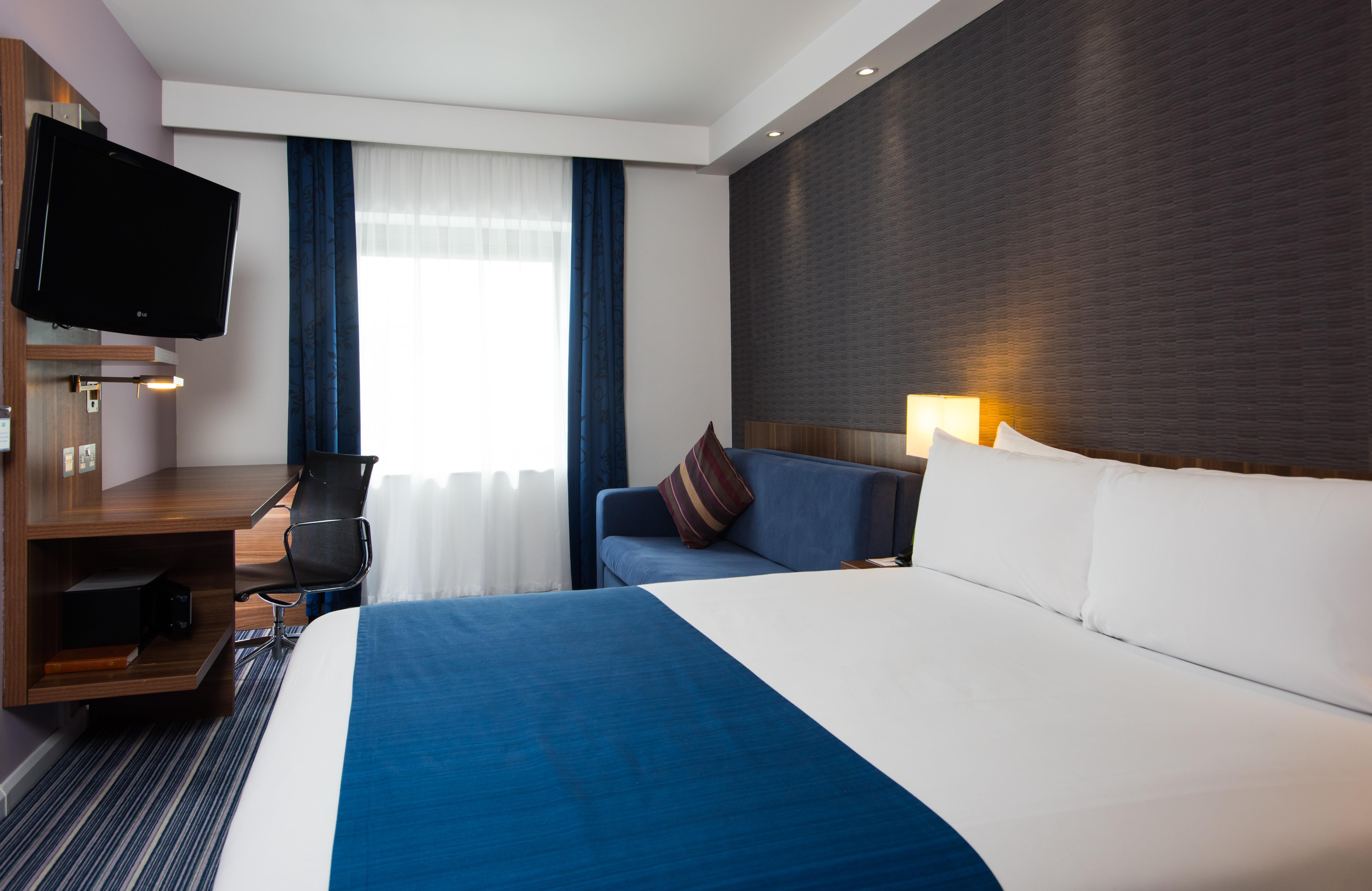 Holiday Express London-wimbledon-south, An Ihg Hotel