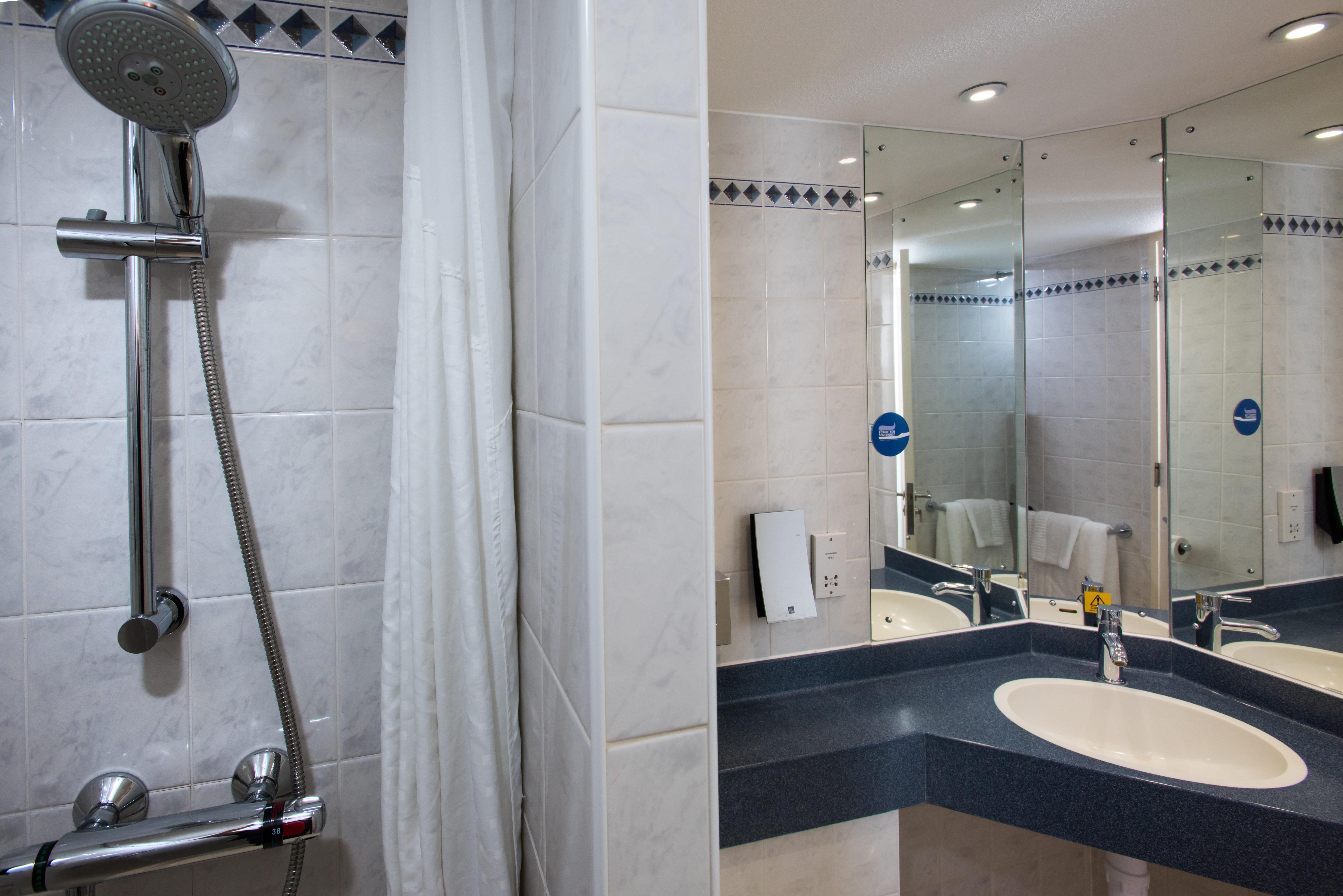Holiday Express London-wimbledon-south, An Ihg Hotel 3*