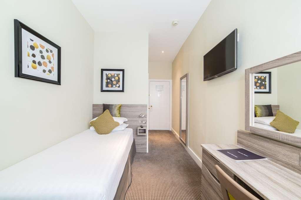 Phoenix 4*