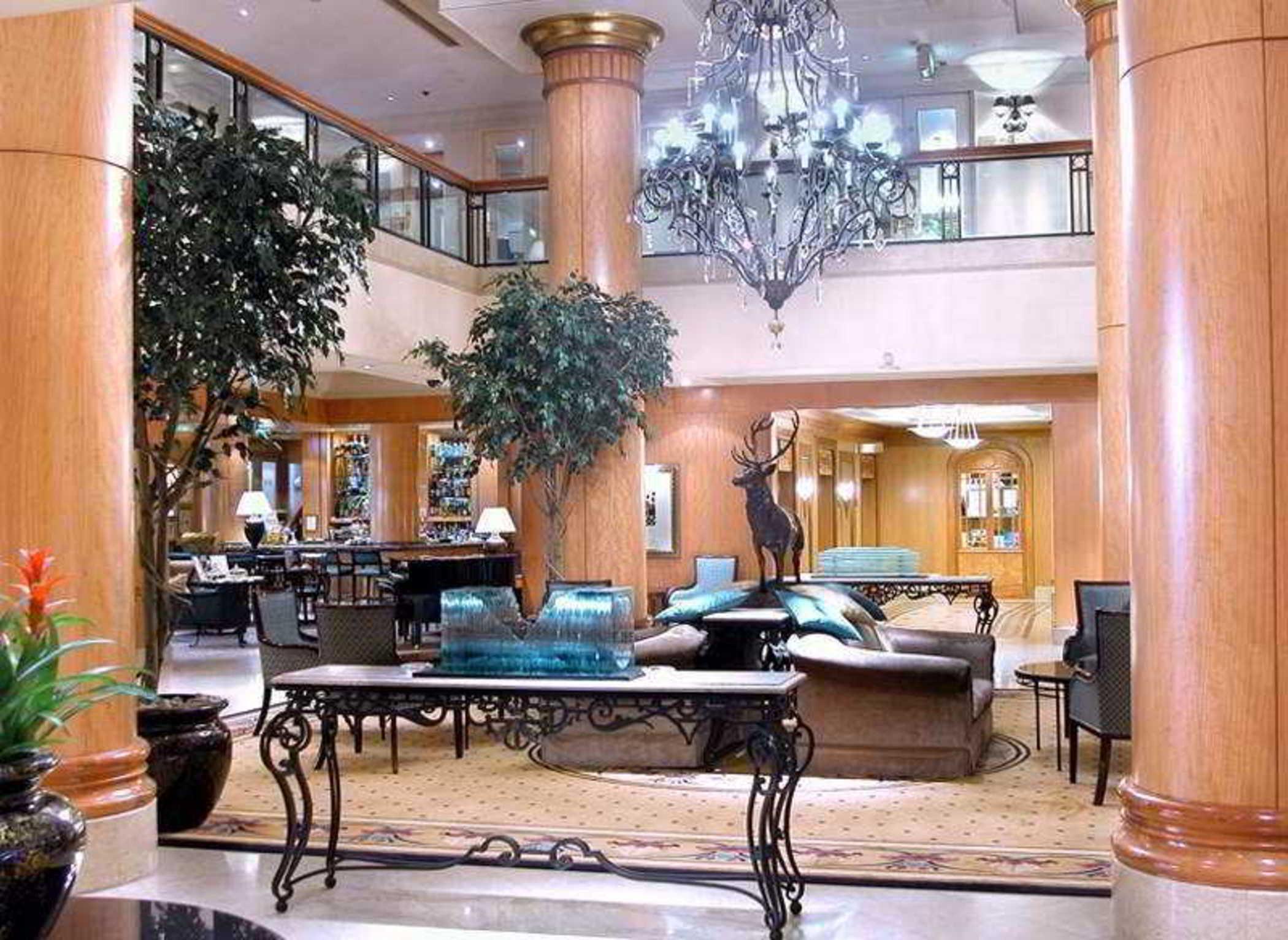 Millennium And Conference Centre Gloucester Hotel London