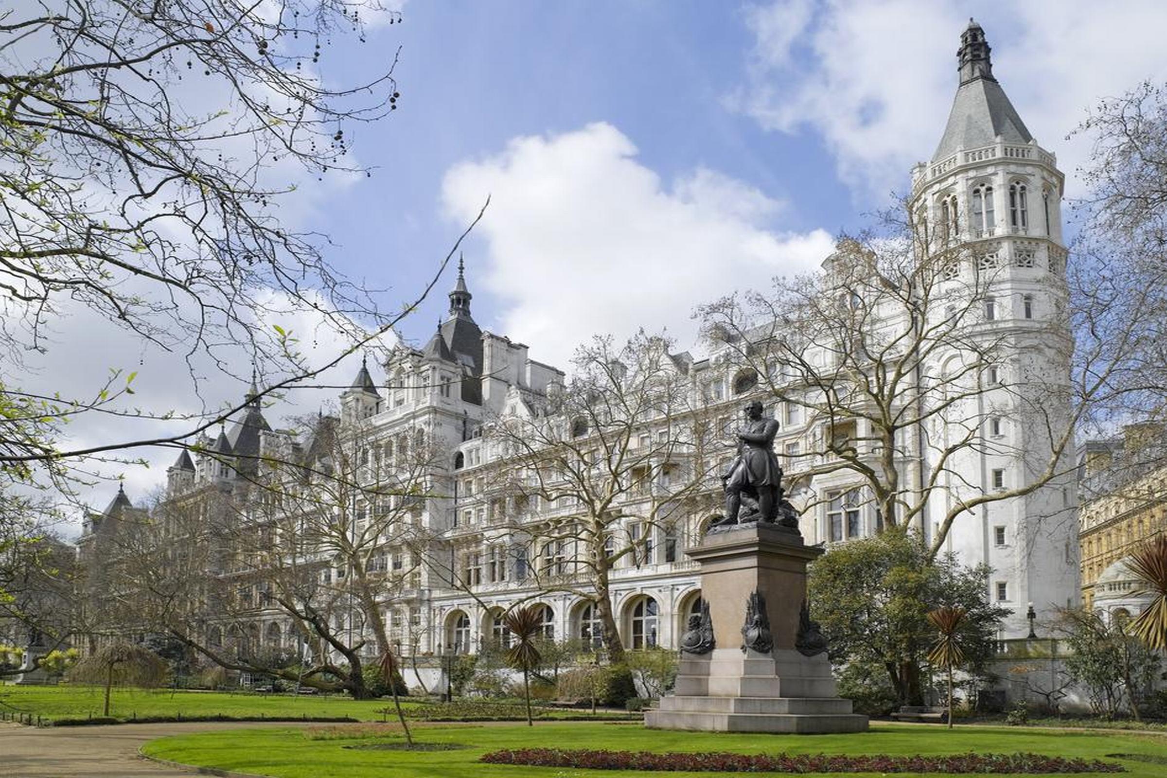 The Royal Horseguards Hotel, Hotell 4*