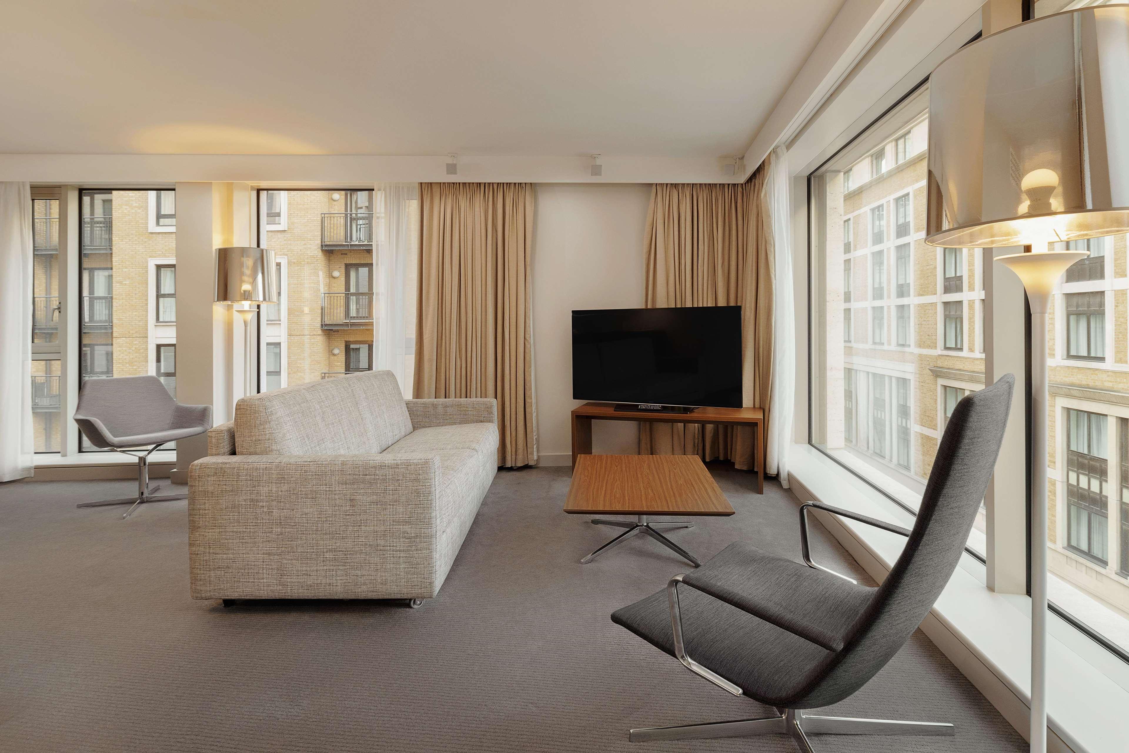 Doubletree By Hilton - Tower Of Hotel