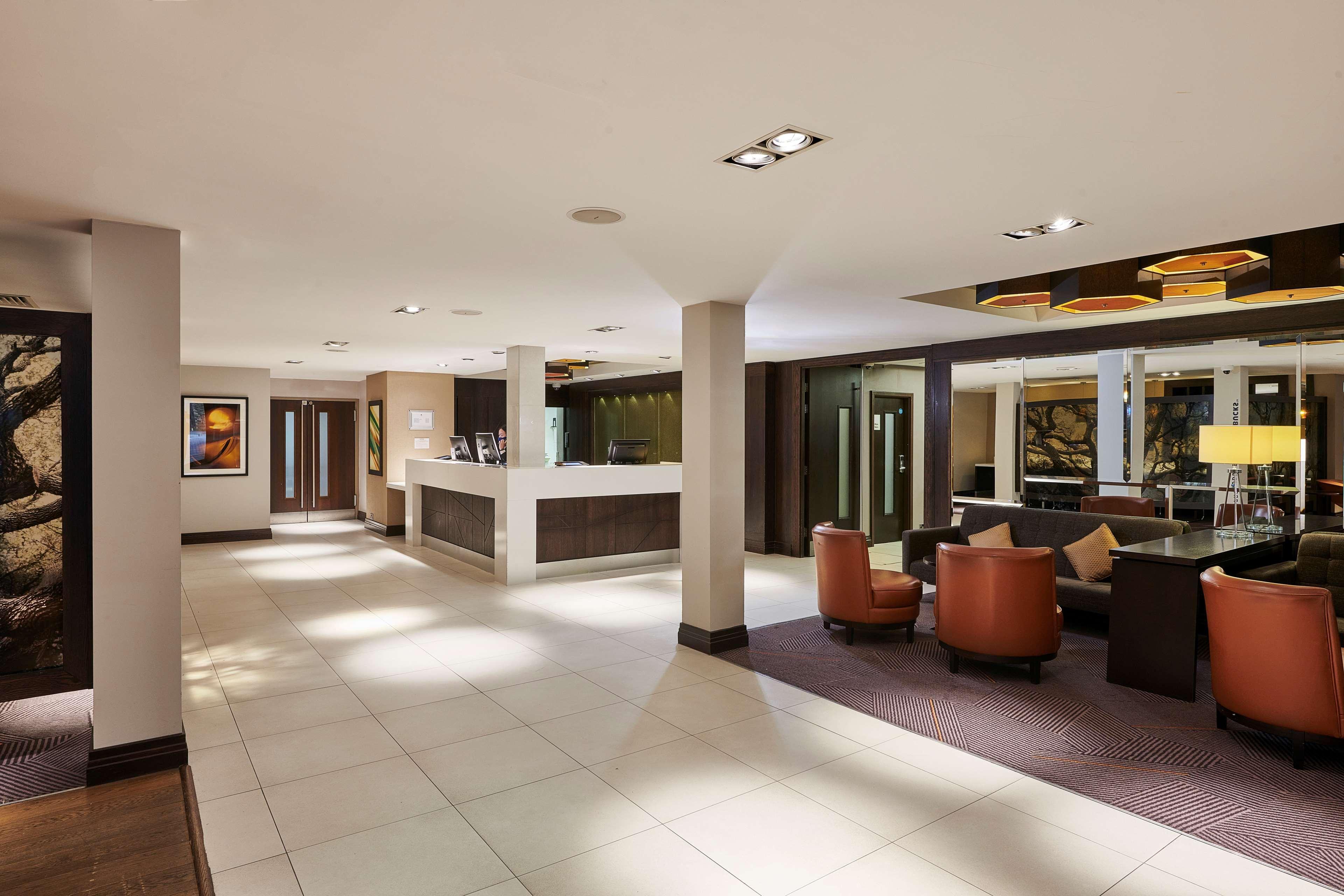 Doubletree By Hilton Ealing Hotel London