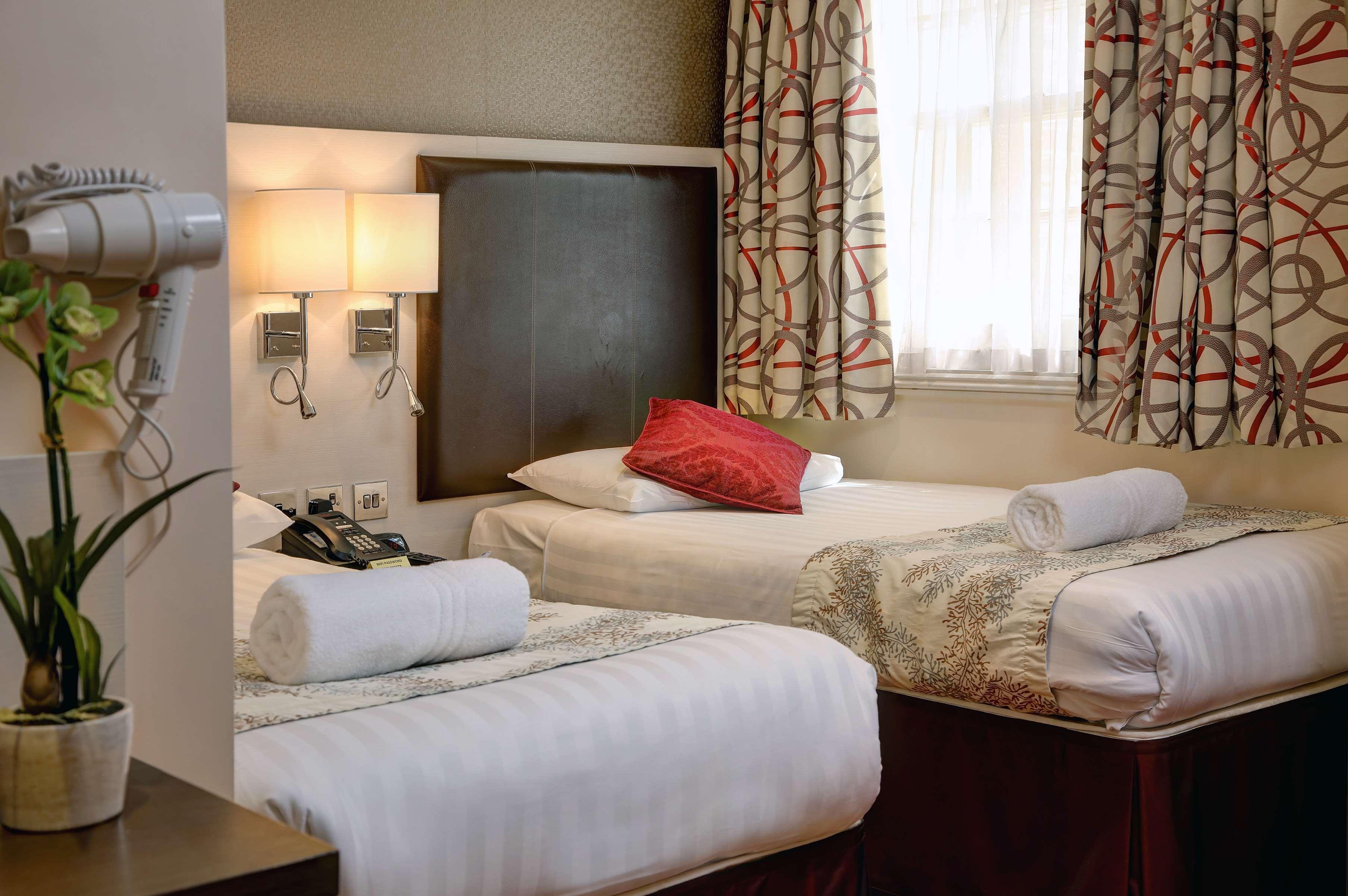 Western Buckingham Palace Rd 3* Londres