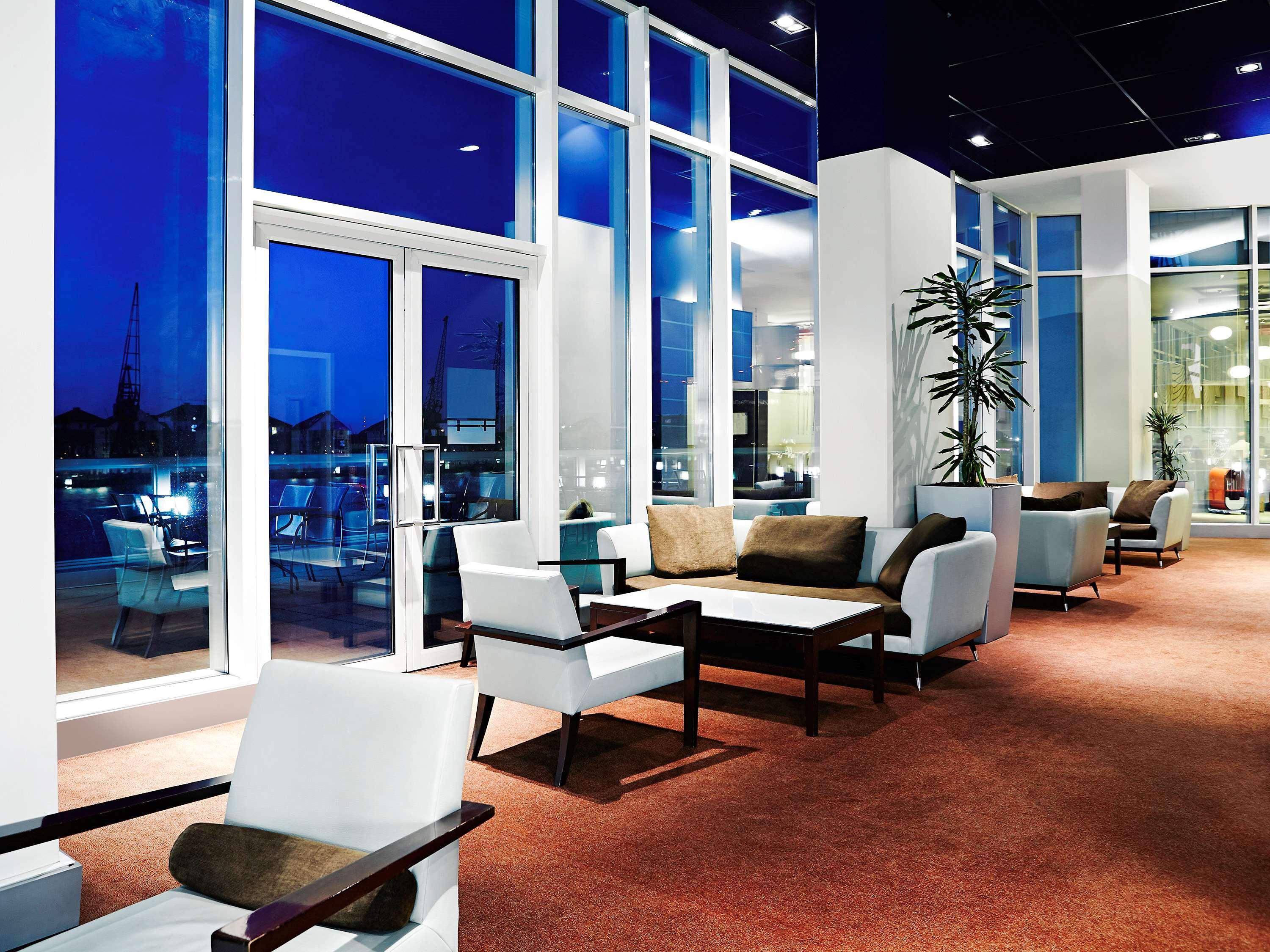 Hotel Novotel Excel 4*
