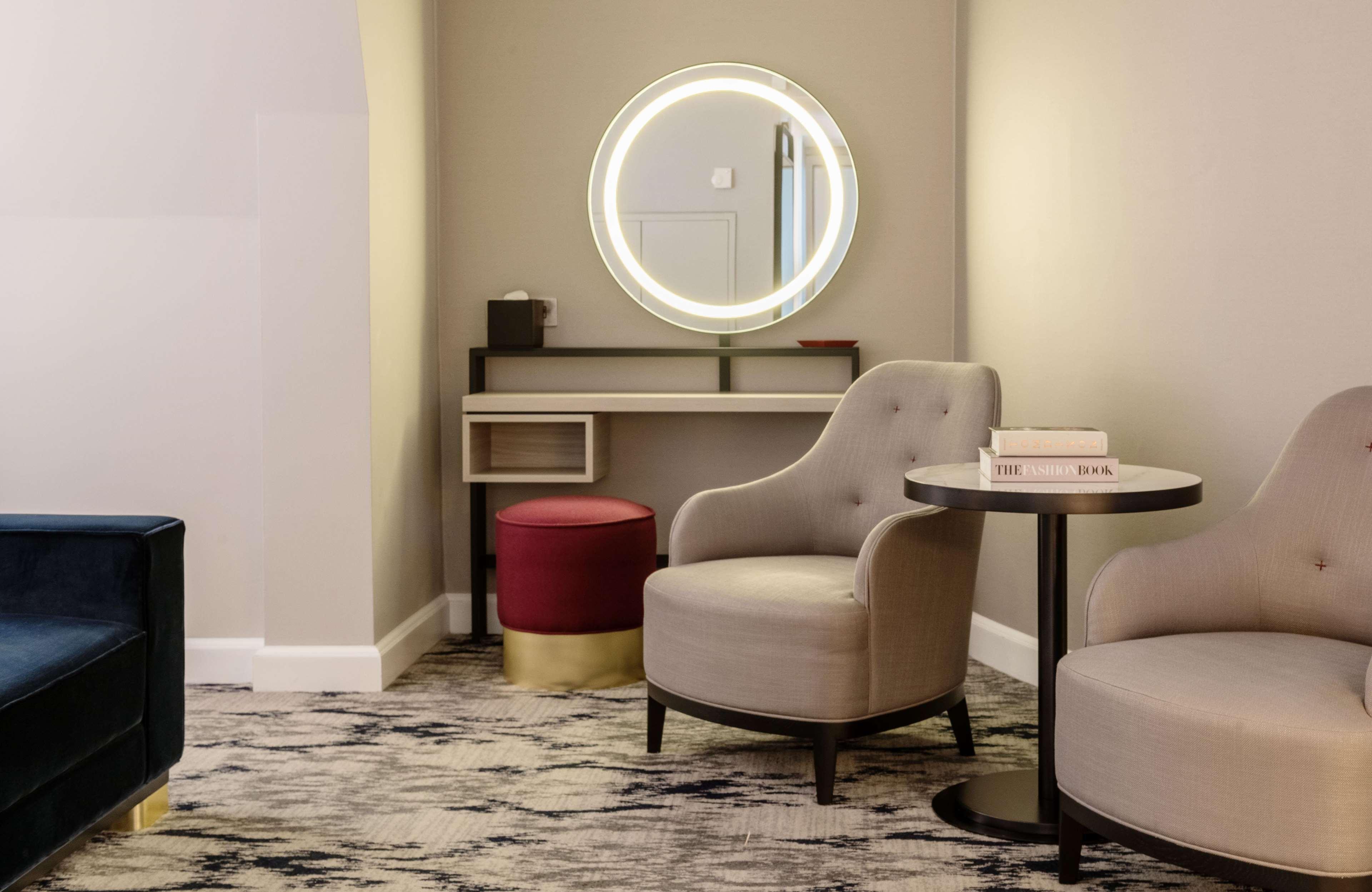 Hotell The Trafalgar St. James, Curio Collection By Hilton