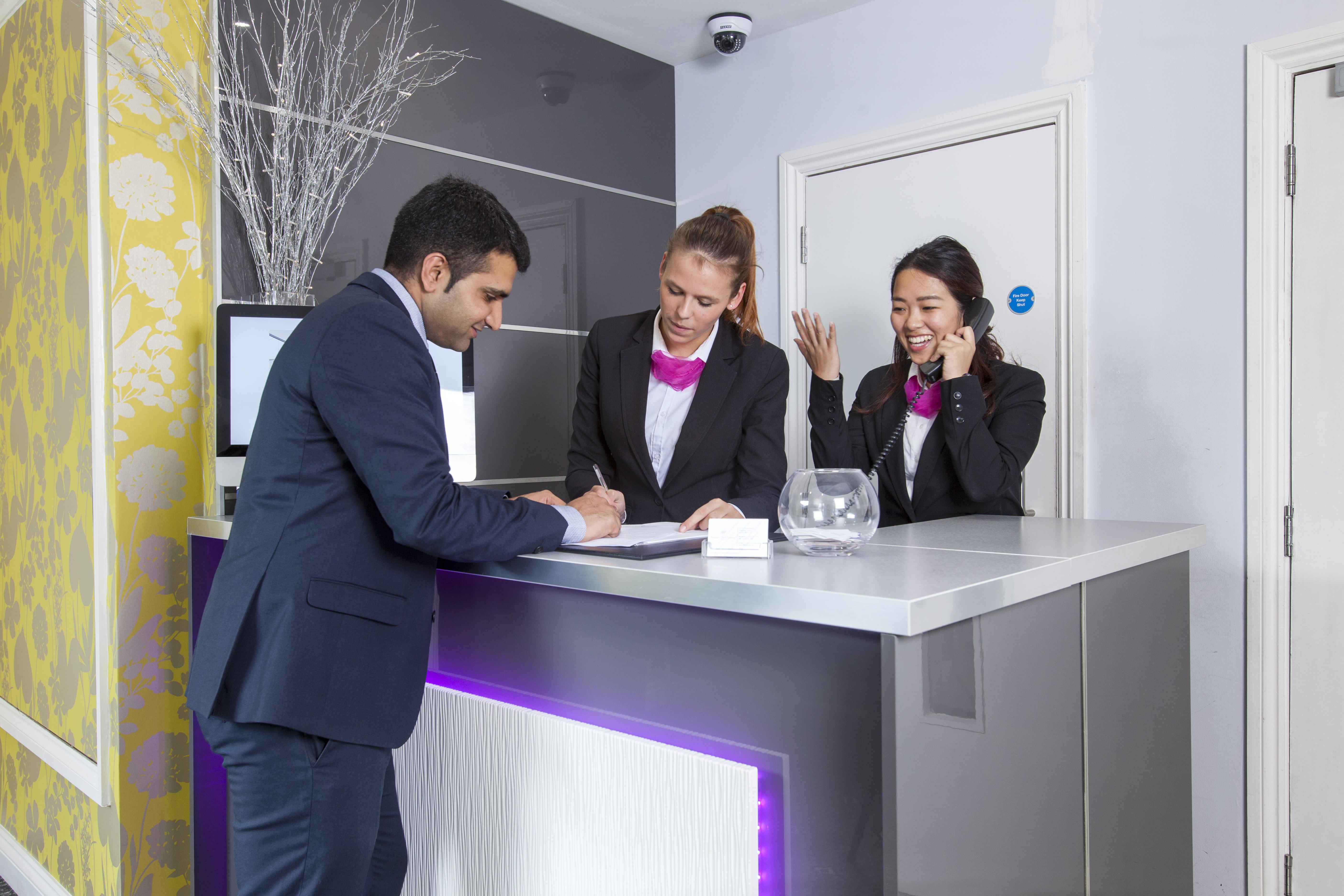 Shepherds Bush Hotell 4*