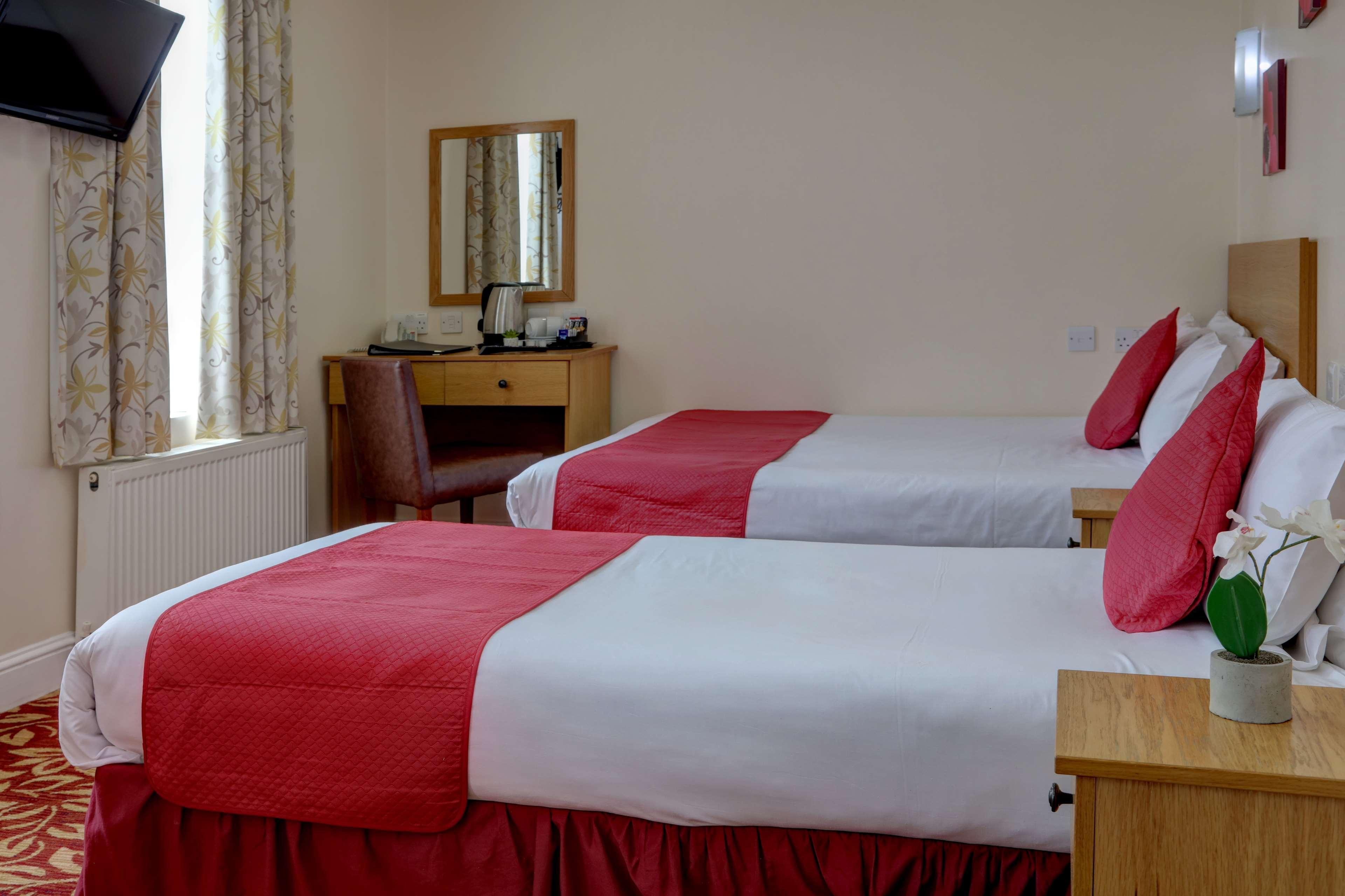 Western Ilford 3*