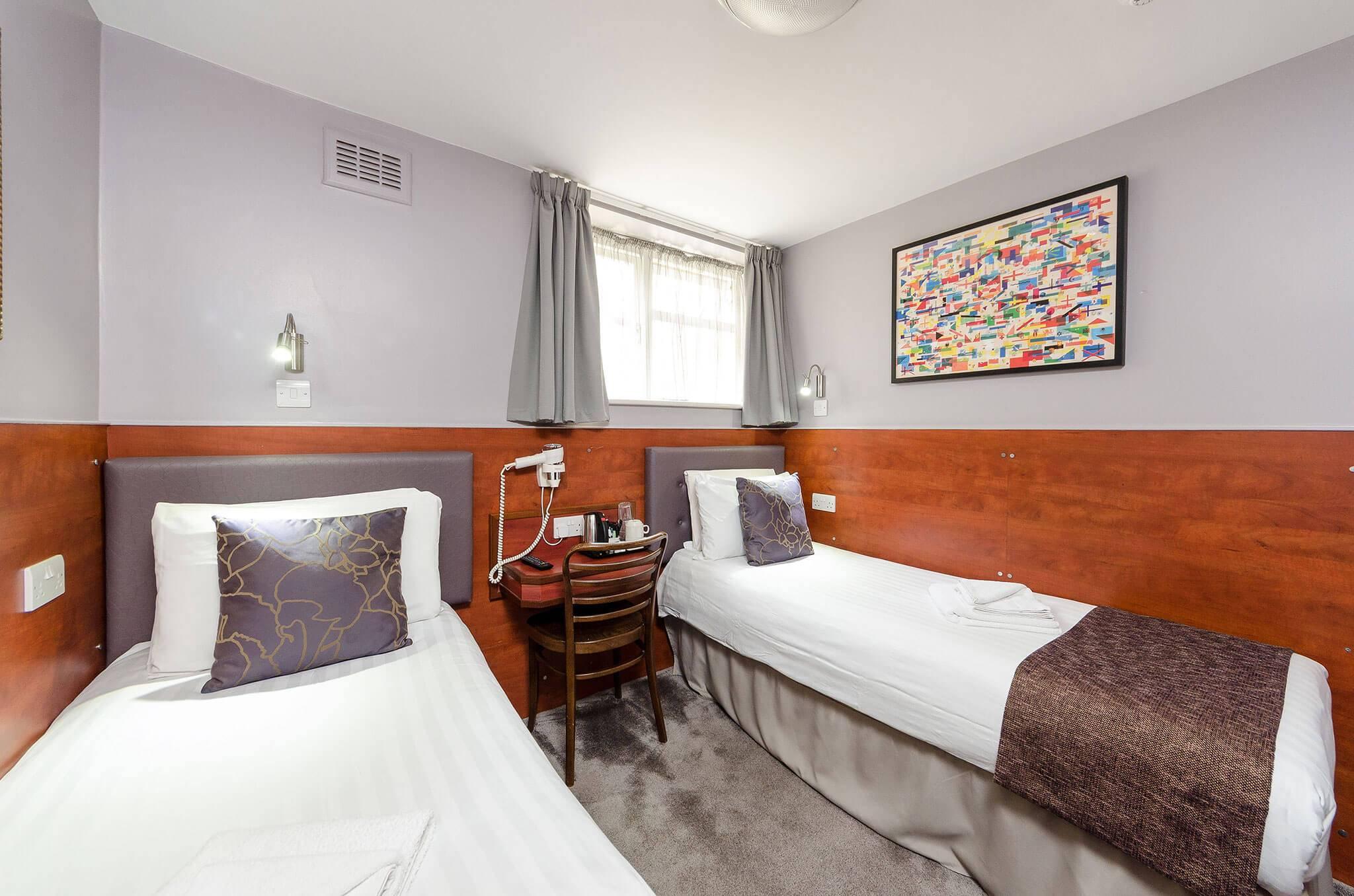 Wardonia Hotel 2*