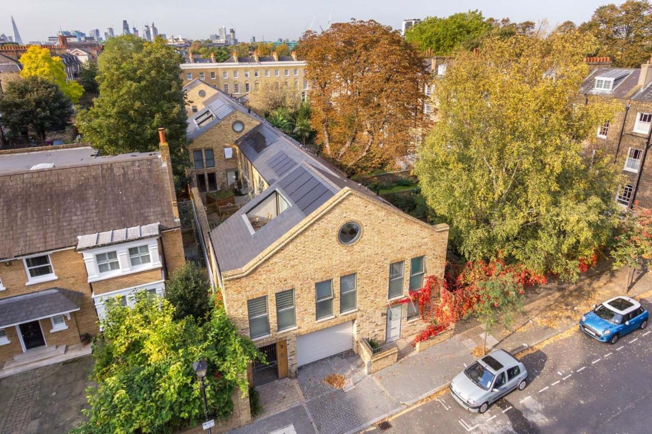 3 Benbow Mews