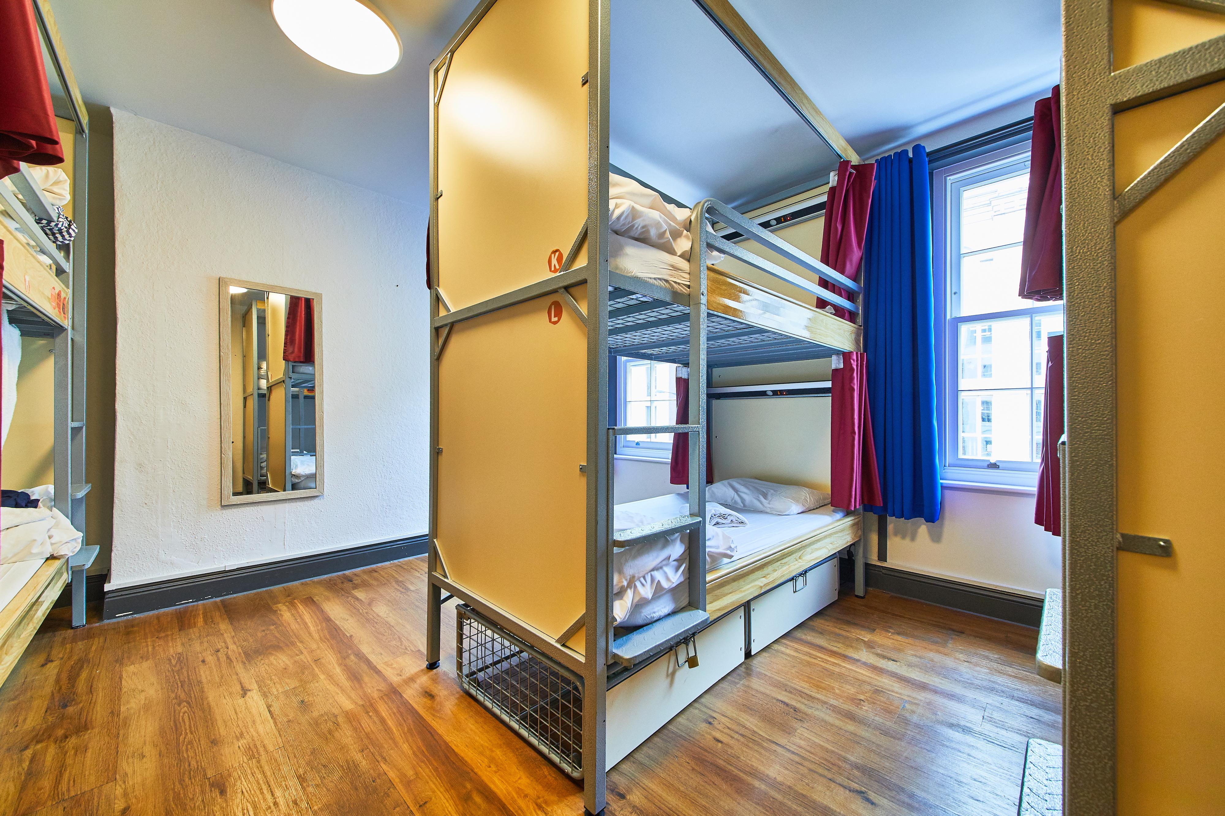 St Christopher's Oasis - Bridge - Female Only * London