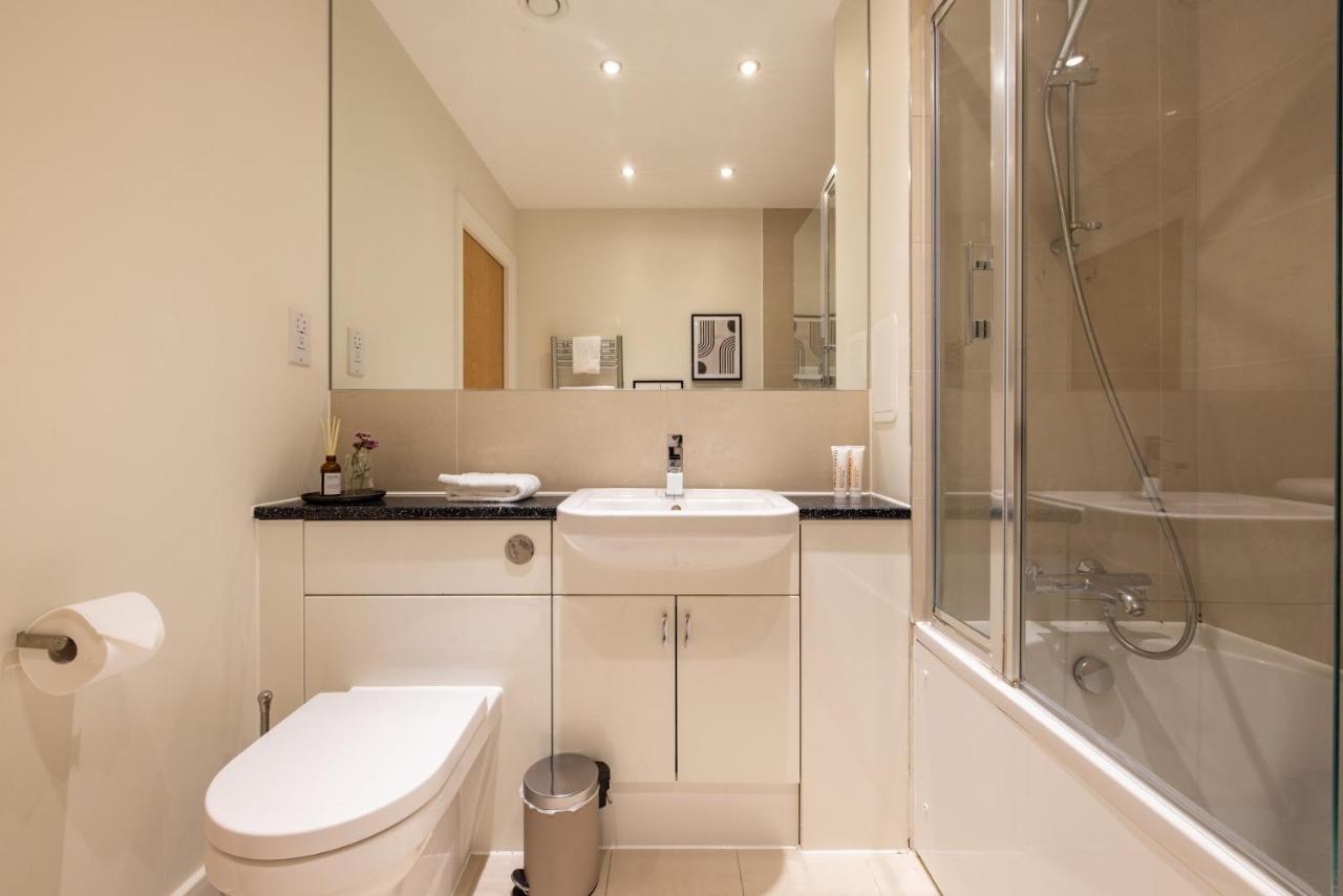 The Limehouse Classic - Endearing 2bdr Flat With Balcony * Londen