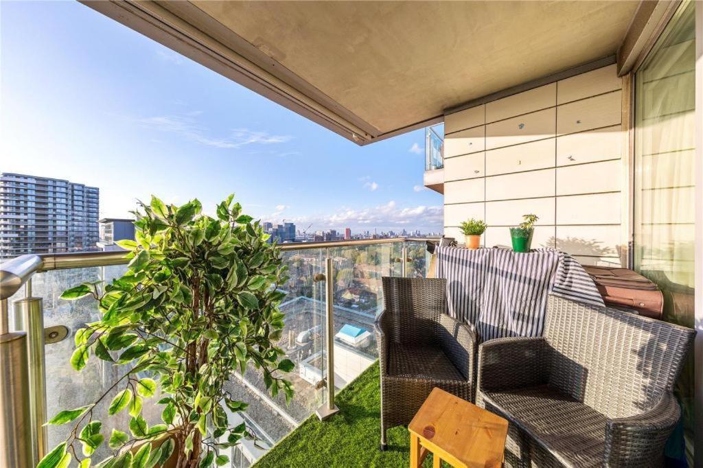 Two Bedroom - Excel Apartment *