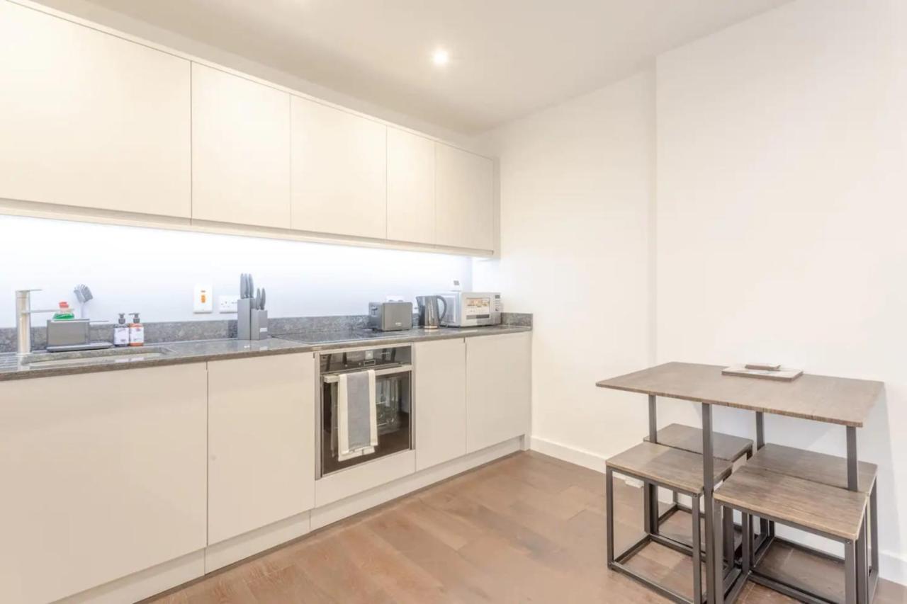 Modern Flat In The Heart Of West * Londen