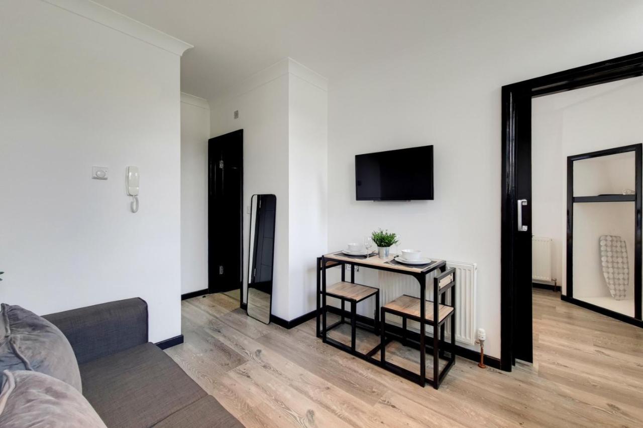 Apartment Langdon Brooks