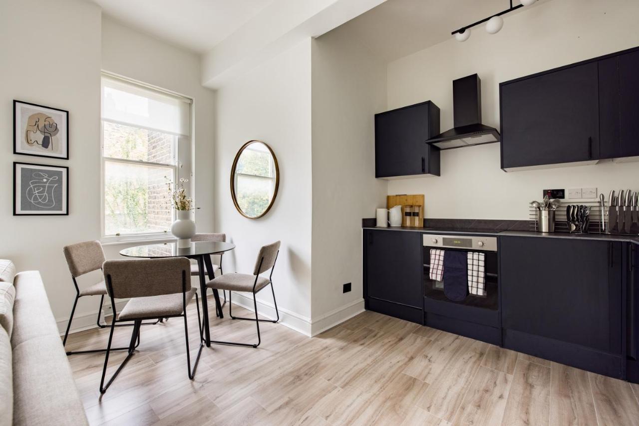 The Kensington And Chelsea Classic - Glamorous 2bdr Flat Londen