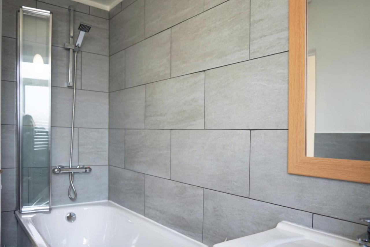 Sophie Place In Vauxhall - 3 Double Beds, 1 Sofa Bed, Spacious Lägenhet *