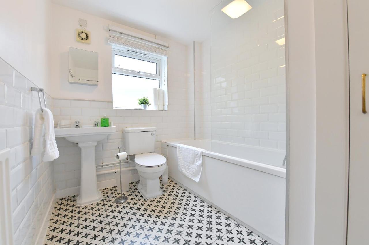 Bed & Breakfast Clapham Junction - 2 Bedroom London