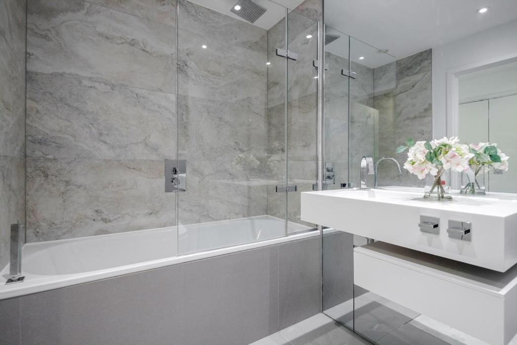 - 4-impressive Apt-city/theatre/events- Lejlighed London