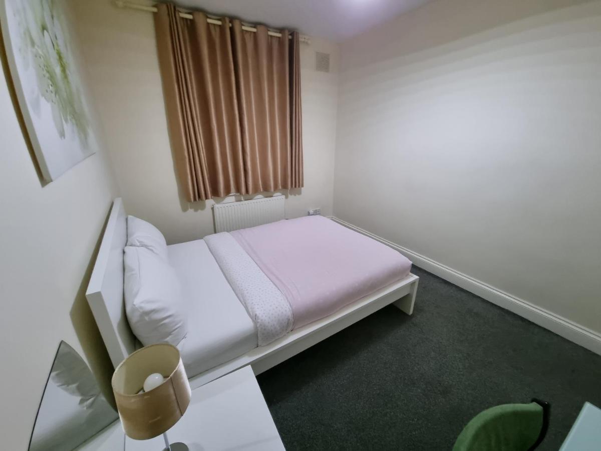 Privat overnatting Guess Bungalow Wembley