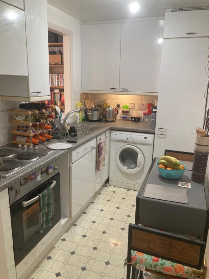 Limehouse Upon Thames In Great Location London