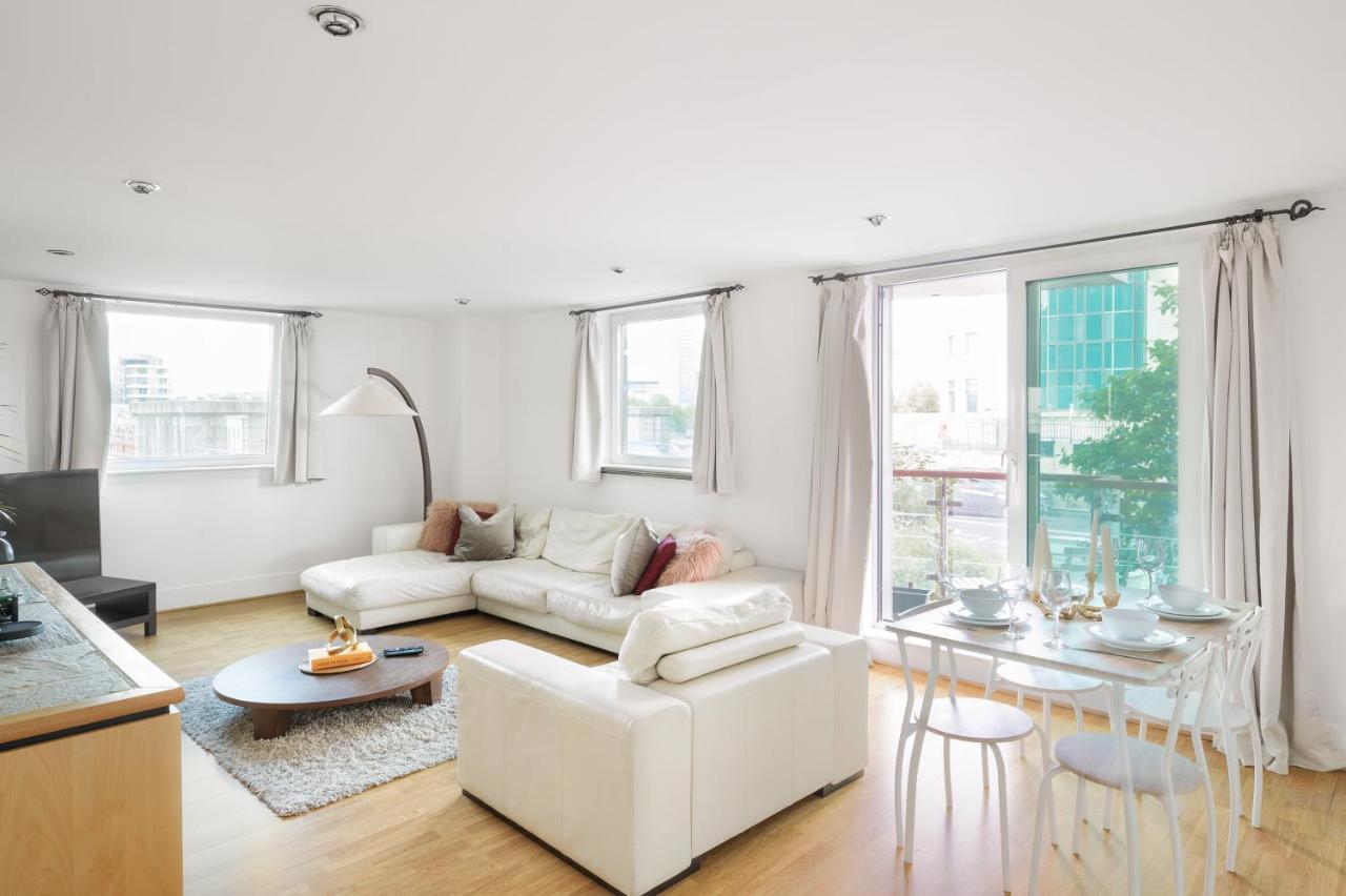 Appartement Riverside Balcony Apartments, 10 Minutes From Oxford Circus Londen