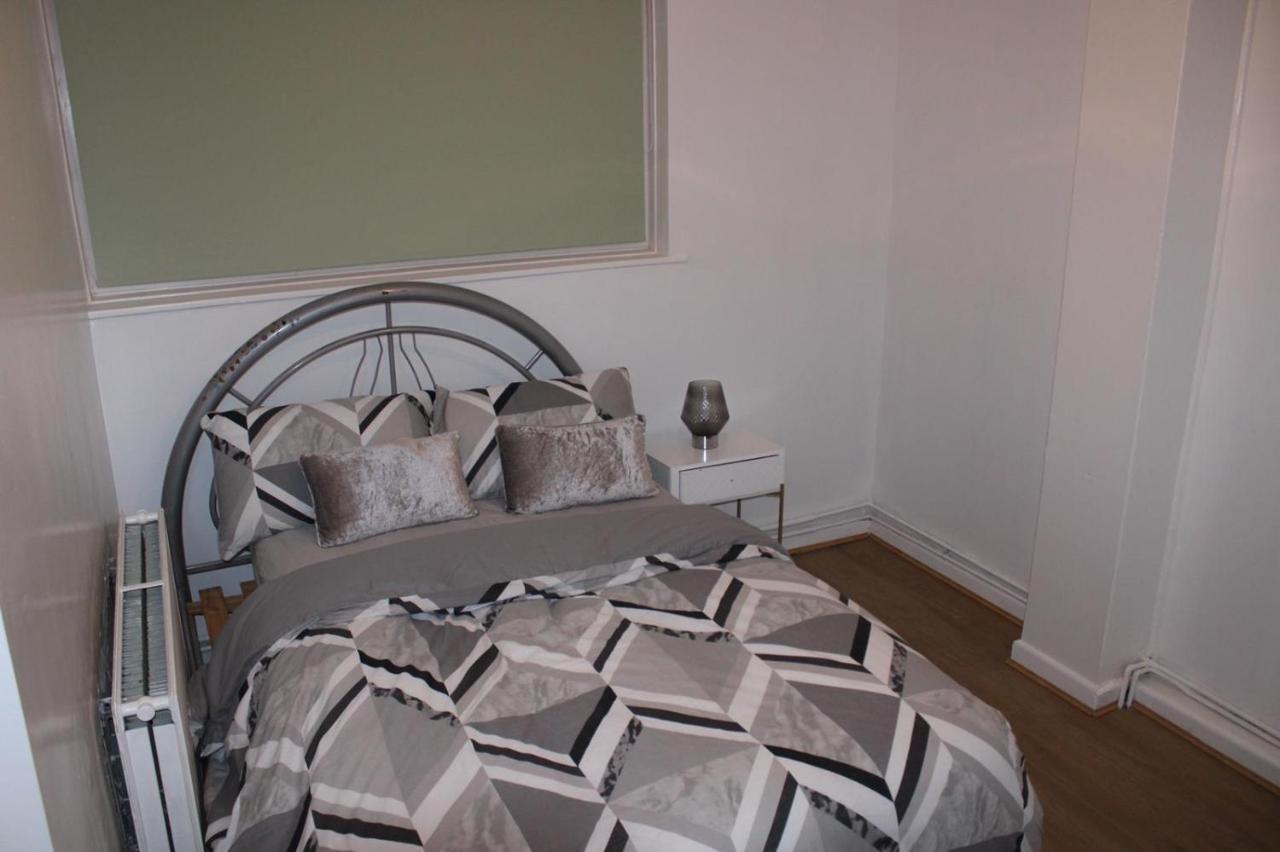 4 Bedroom Guest In The Heart Of Shoreditch * Londra