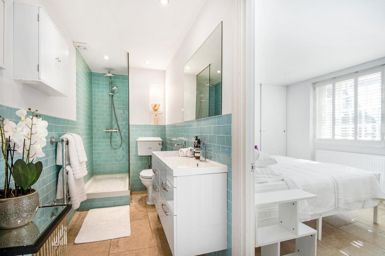 Chepstow Place- Notting Hill London