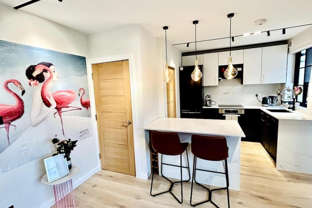 Appartement Newly Renovated Modern 2 Bedroom Flat In West