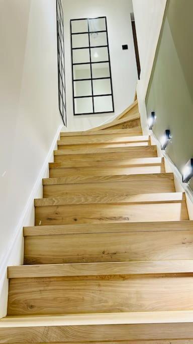 Appartement Newly Renovated Modern 2 Bedroom Flat In West Londres