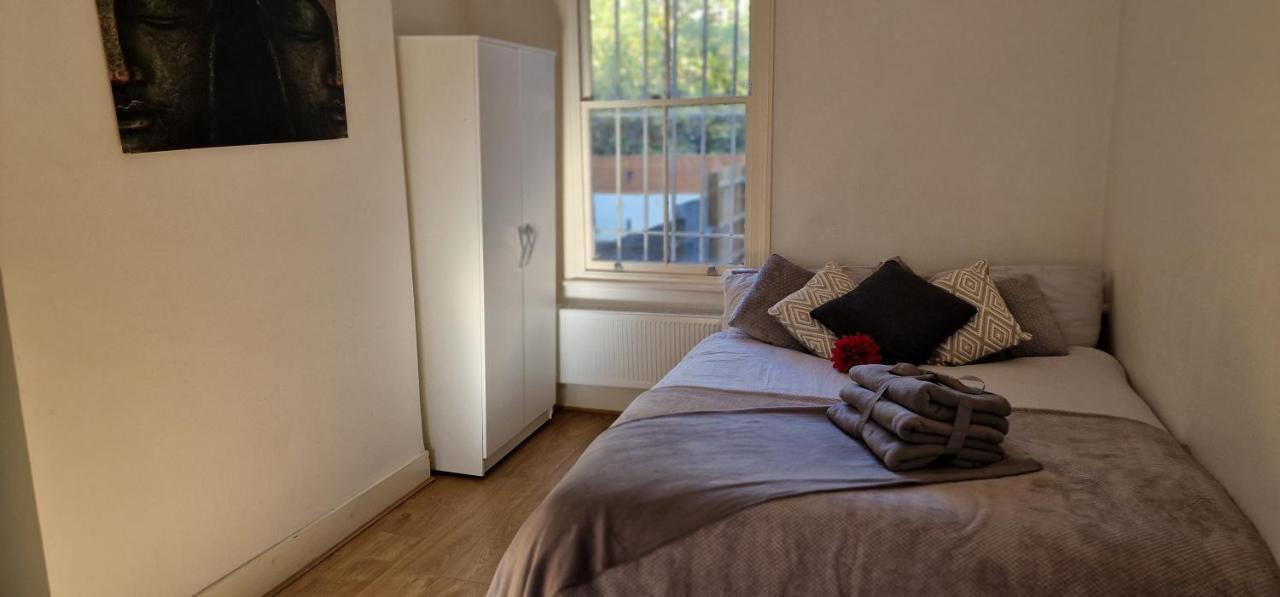 Cultural Epicenter, 4 Bedroom, To Do Than Do! Apartment *