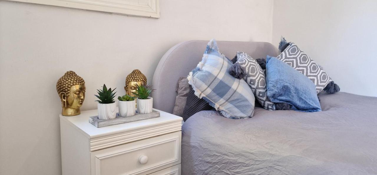 Cultural Epicenter, 4 Bedroom, To Do Than Do! Apartment London