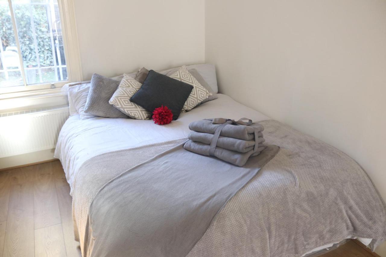 Apartment Cultural Epicenter, 4 Bedroom, To Do Than Do! London