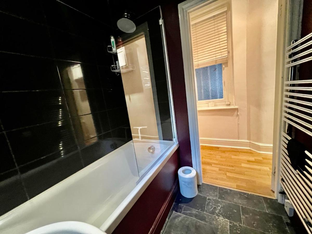Lejlighed Spacious Flat With Huge Patio In Central London