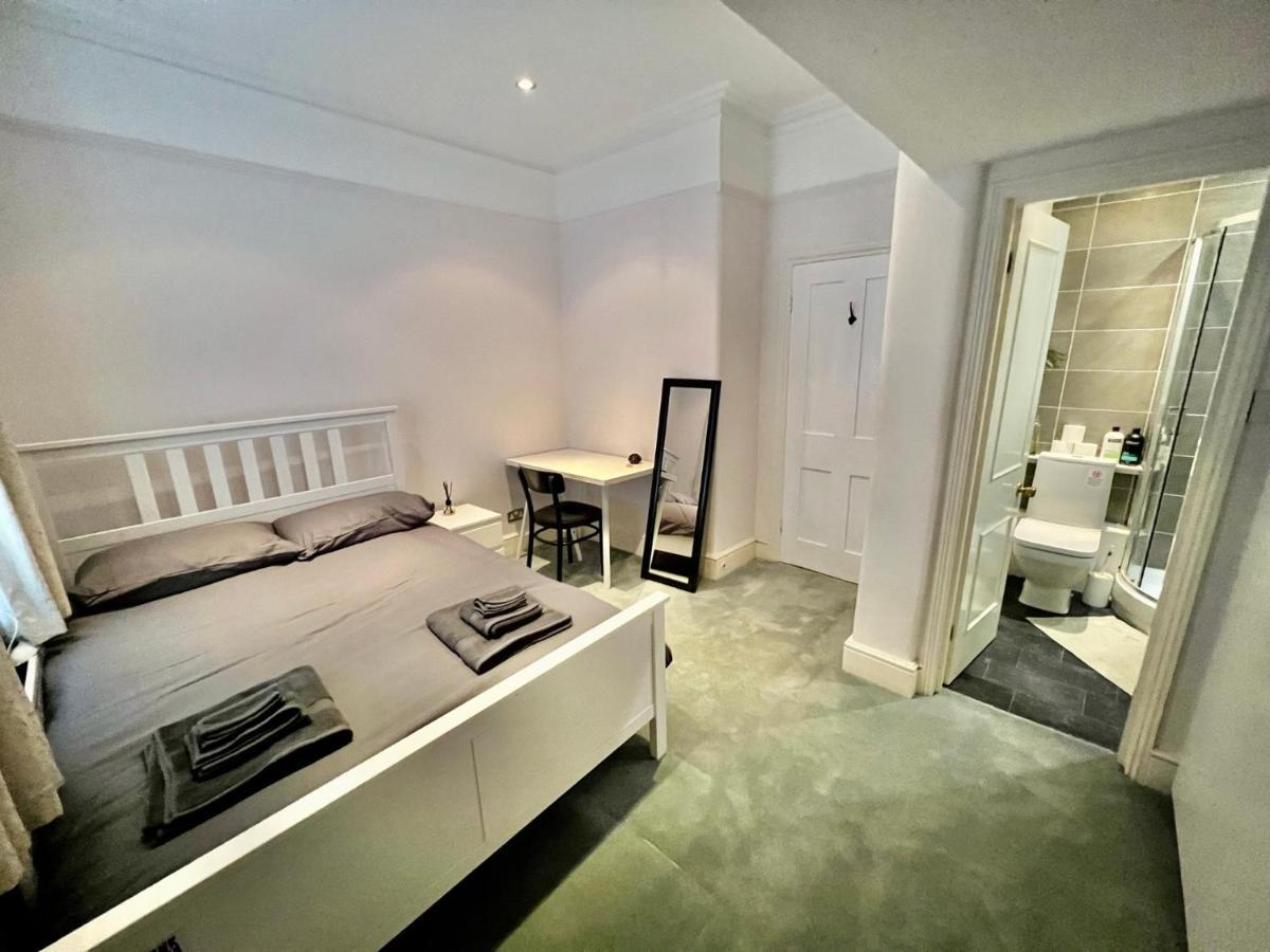 Lejlighed Spacious Flat With Huge Patio In Central London